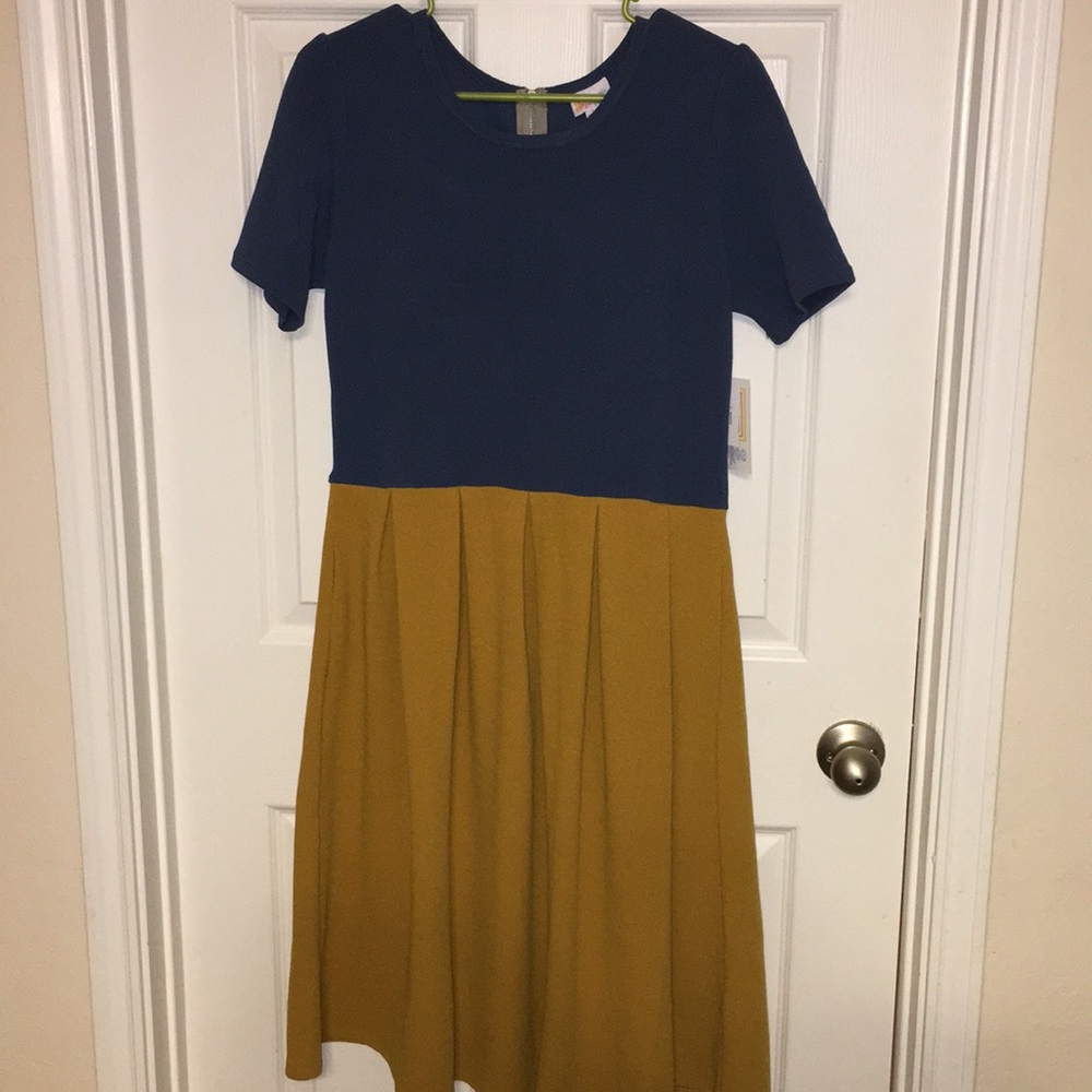 LuLaRoe Amelia